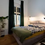 Apartments With Wifi Zagreb - 22402